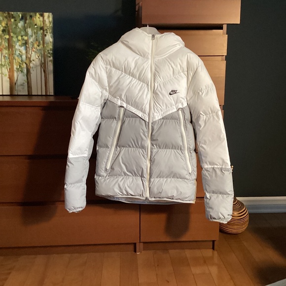 Nike Winter Jacket - Picture 1 of 5